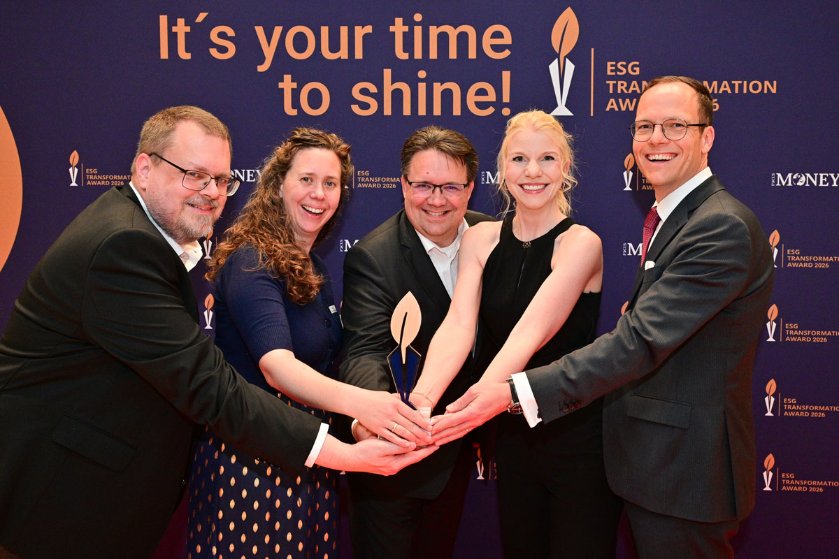 Siegerfoto des K.A.R.L. Teams beim ESG Transformation Award